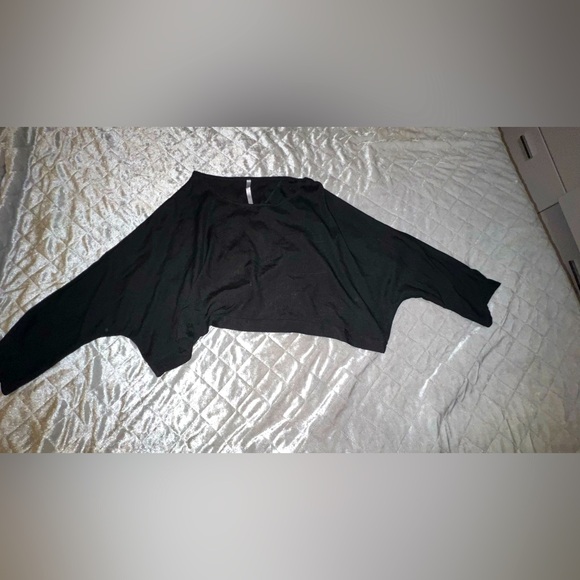 Black Batwing Mesh long Sleeve Top-Small - Picture 1 of 5